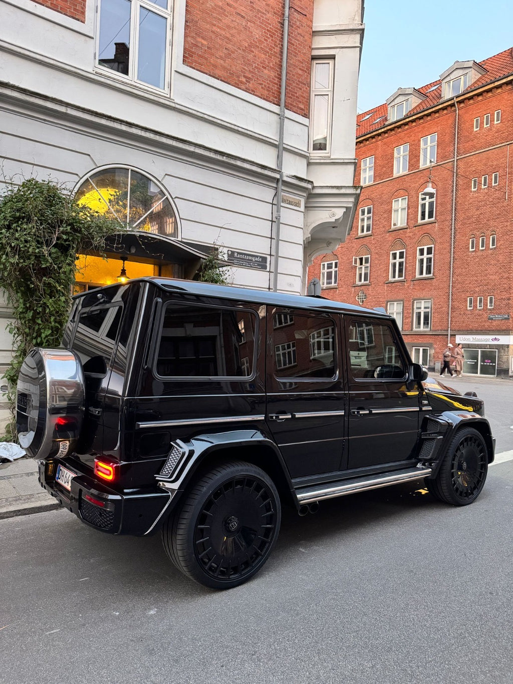 2000-2018 Mercedes G class facelift conversion + B design carbon elements