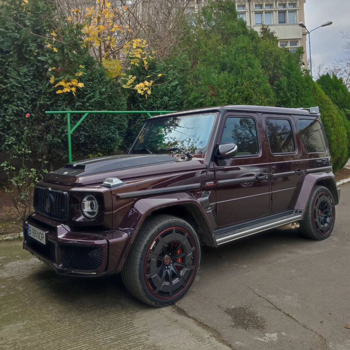 MERCEDES G63 CARBON FIBER BODYKIT