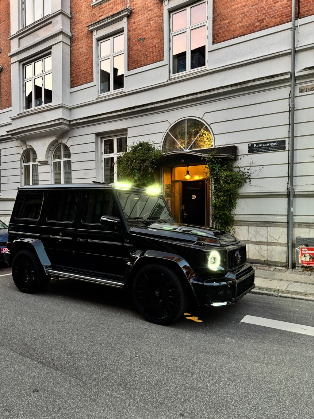 2000-2018 Mercedes G class facelift conversion + B design carbon elements