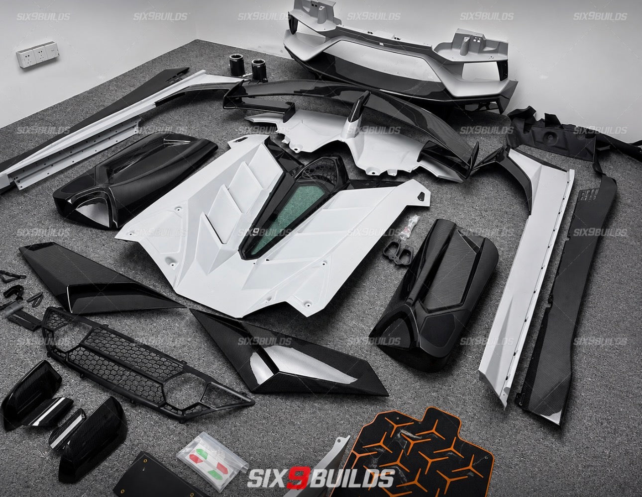 LAMBORGHINI AVENTADOR SVJ BODYKIT CONVERSION