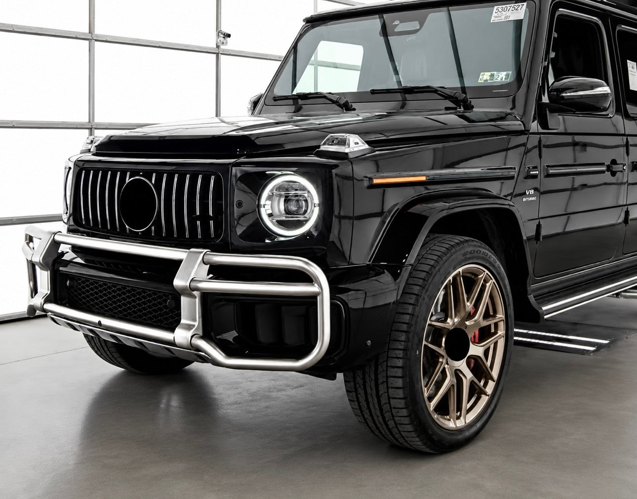 G CLASS FRONT BULL BAR